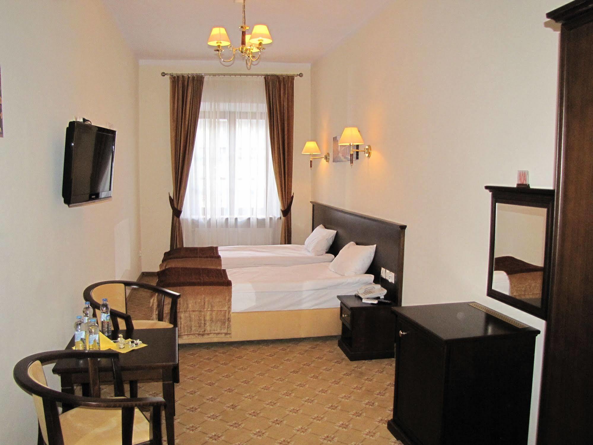 Bed and Breakfast Rezydencja Cleopatra Lublin Exterior foto