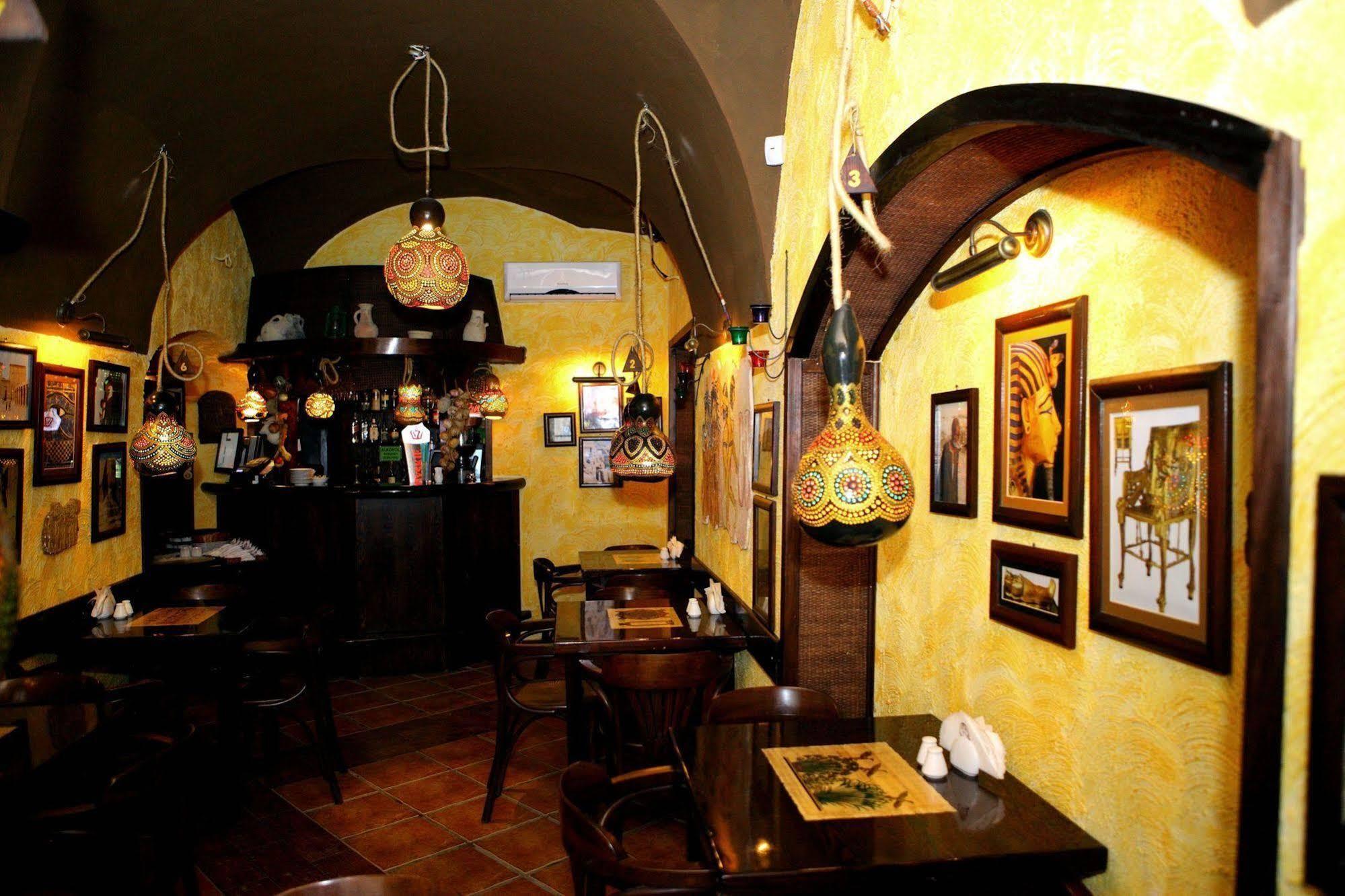 Bed and Breakfast Rezydencja Cleopatra Lublin Exterior foto